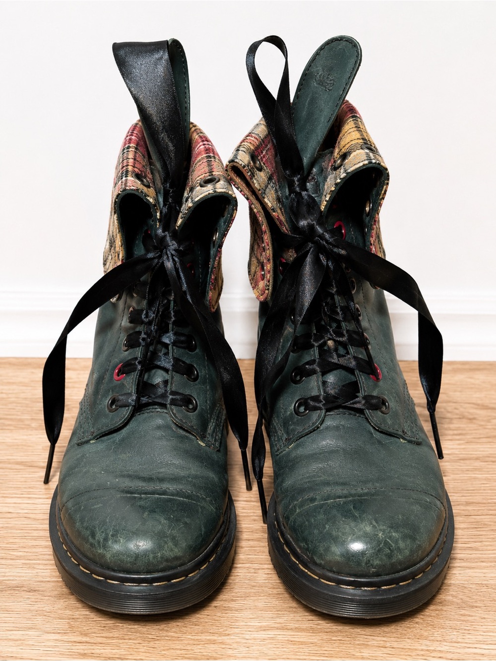 Dr. Martens Black Label Tag with Multicolor Plaid Lining
